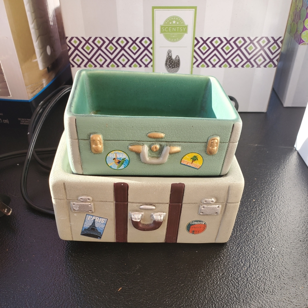 COPY - Scentsy Bon Voyage Element Warmer